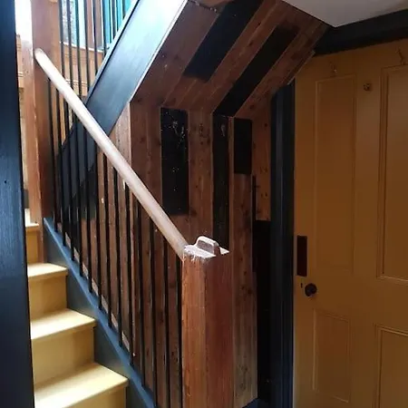 Bartholomew's Loft At Johnsfort Raistin